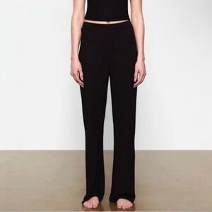 NWT SKIMS Boyfriend Loose Pant Size S